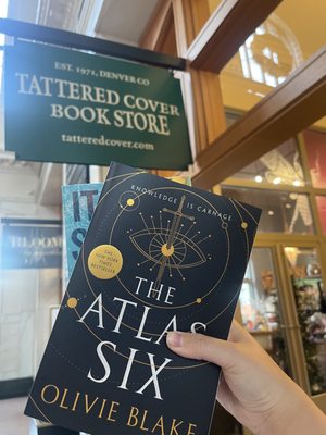 Tattered Cover Union Station by null
