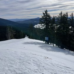 Willamette Pass Resort Ski Area - More views