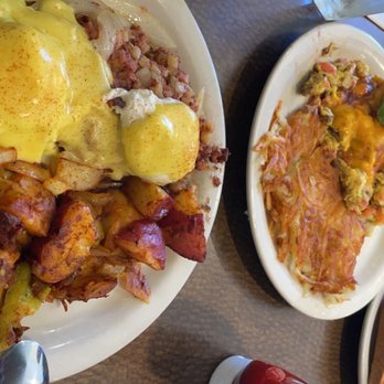 Bill's Cafe - Breakfast & Brunch Near Me - Fremont, California Bill's Cafe - Breakfast & Brunch Near Me - Fremont, California