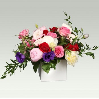 The Flower Bazaar - Flower delivery by The Flower Bazaar: whimsical creations delivered to your loved ones - Florists Near Me - Miami Beach, Florida The Flower Bazaar - Flower delivery by The Flower Bazaar: whimsical creations delivered to your loved ones - Florists Near Me - Miami Beach, Florida