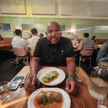 MAMA Oakland - MAMA makes the best meatballs - Italian Near Me - Oakland, California