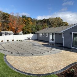 Holmes Pools - Custom Decking and Covers