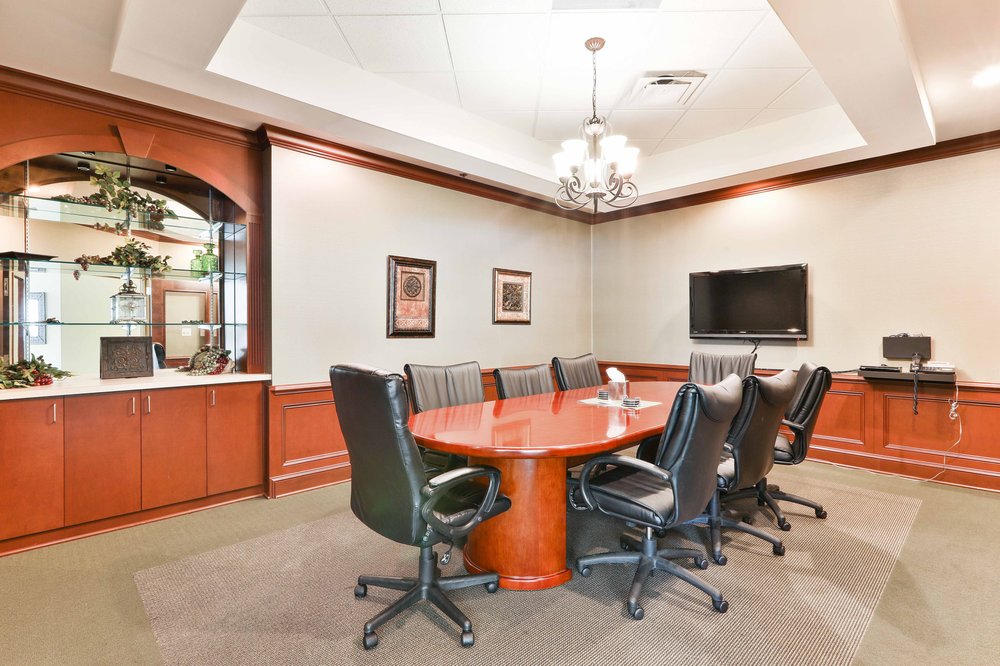 ABERDEEN SUITES Updated August 2024 19 Photos 2011 Commerce Dr N