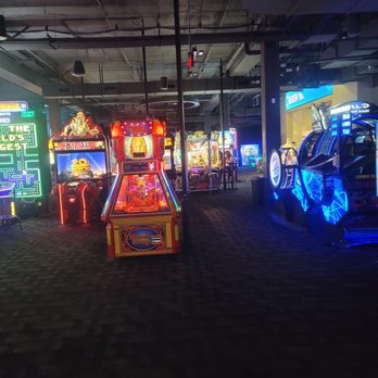 Dave & Buster's Northridge - Pacman, coin games, vr games - Arcades Near Me - Northridge, California Dave & Buster's Northridge - Pacman, coin games, vr games - Arcades Near Me - Northridge, California
