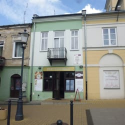 Pod Zegarem - Wejście od rynku.