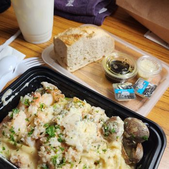 Nonni's Italian Bistro - Italian Near Me - Seaside, Oregon