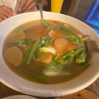 Mama Fina's - Filipino Near Me - New York, New York