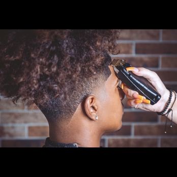 Industry Cutz - Skin taperfade - Barbers Near Me - Carson, California Industry Cutz - Skin taperfade - Barbers Near Me - Carson, California