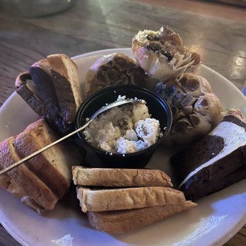 St. Pete's Dancing Marlin - Mama's Baked Garlic...amazing. - American Near Me - Dallas, Texas