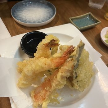 Naoki - mixed tempura - Sushi Bars Near Me - Sacramento, California Naoki - mixed tempura - Sushi Bars Near Me - Sacramento, California