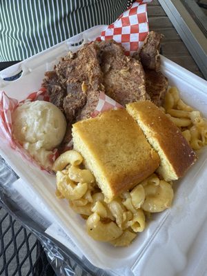 Mrs. Linda Soul Food ToGo by null