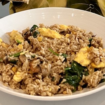 Bogart's Cafe - Mama's fried rice - yum! - Breakfast & Brunch Near Me - Honolulu, Hawaii Bogart's Cafe - Mama's fried rice - yum! - Breakfast & Brunch Near Me - Honolulu, Hawaii