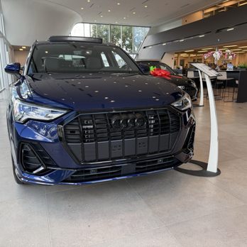 Audi Tampa - Audi Q3 - Car Dealers Near Me - Tampa, Florida