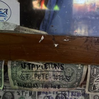 Drunken Clam - Sports Bars Near Me - Saint Petersburg, Florida