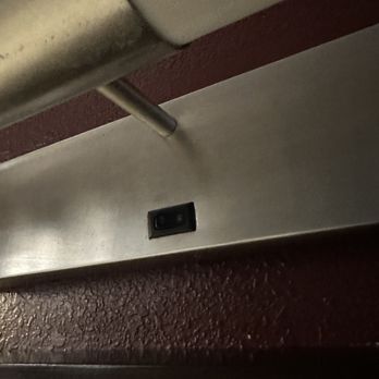 Red Roof Inn - Button was on with broken light - Hotels Near Me - Lansing, Illinois Red Roof Inn - Button was on with broken light - Hotels Near Me - Lansing, Illinois