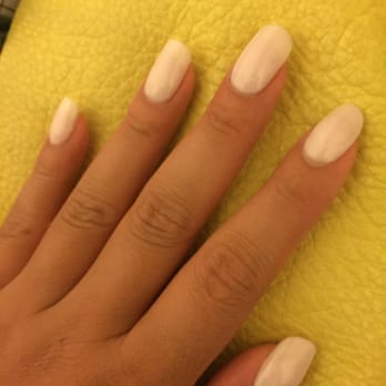 De Luxe Nails Lounge - Nail Salons Near Me - Alexandria, Virginia