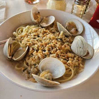 Red's Lobster Pot Restaurant - Clam pasta with white wine sauce - Seafood Near Me - Point Pleasant Beach, New Jersey