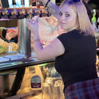 Amelia's - Heather - Pizza Near Me - Milwaukee, Wisconsin