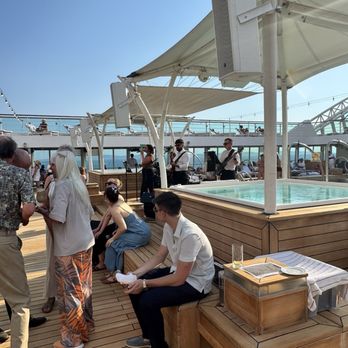 1. Seabourn Cruise Line