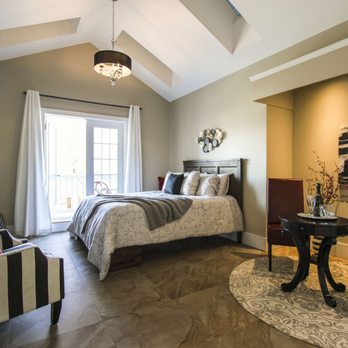 Kelowna Bed and Breakfast - Bed & Breakfast Near Me - Kelowna, British Columbia Kelowna Bed and Breakfast - Bed & Breakfast Near Me - Kelowna, British Columbia