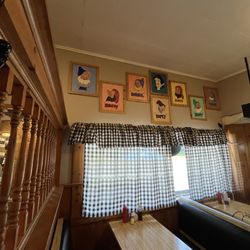 Bob's Country Kitchen - Interior