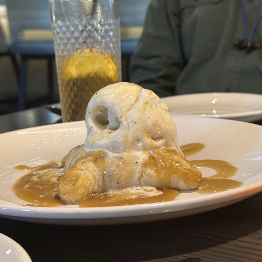 Bella - Apple Crostada - Italian Near Me - Maryville, Tennessee
