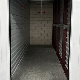 Storage unit Storage unit