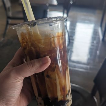 Empanada House - Brown sugar Milk tea with chocolate bubbles - Coffee & Tea Near Me - Duluth, Georgia