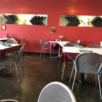 Nara Thai - Dining area - Thai Near Me - Humble, Texas Nara Thai - Dining area - Thai Near Me - Humble, Texas