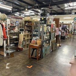 An Art Craft Studio - Inside the store