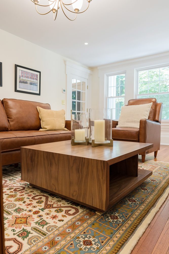 HUNT COUNTRY FURNITURE Updated October 2024 23 Photos 16 Dog Tail