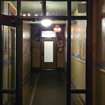 McMenamins - Edgefield - Hotels Near Me - Troutdale, Oregon