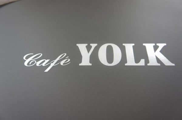 Café YOLK by null