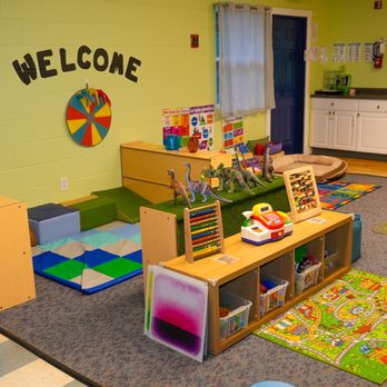 Lil' People's World - Child Care & Day Care Near Me - Bellevue, Washington Lil' People's World - Child Care & Day Care Near Me - Bellevue, Washington
