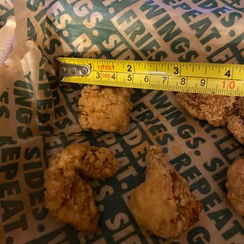 Wingstop - Size of the boneless nuggets 1 inch big - Chicken Wings Near Me - Miami, Florida