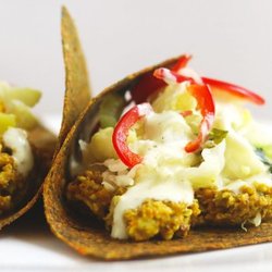 Perkunas Core - Qi Tacos...fermented veggies, Indian sunflower spread, almond cream and raw dehydrated tortilla :) The Zen of a raw dish