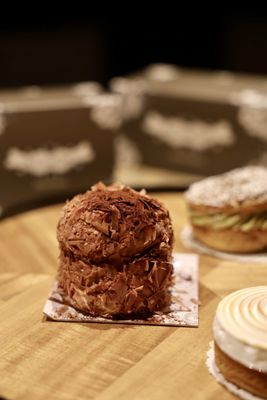 Un je ne sais Quoi... by null