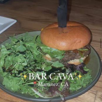 Brix & Craft - Bar Cava Pub Cheeseburger - Wine Bars Near Me - Martinez, California
