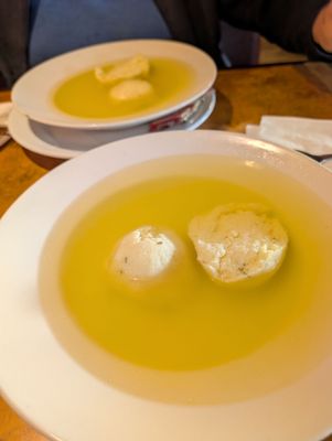 Chillers Grill by null