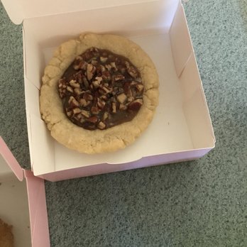 Crumbl - Mokena - Pecan Pie - Bakeries Near Me - Mokena, Illinois