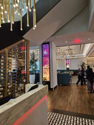 Gordon Ramsay Hell's Kitchen - Miami by null