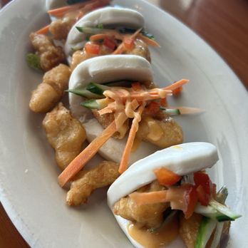 Tiger Lily 2 - Spicy Chicken Bao Buns Plate - Korean Near Me - Fishers, Indiana