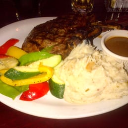 Rib steak, mashed, peppercorn sauce Rib steak, mashed, peppercorn sauce
