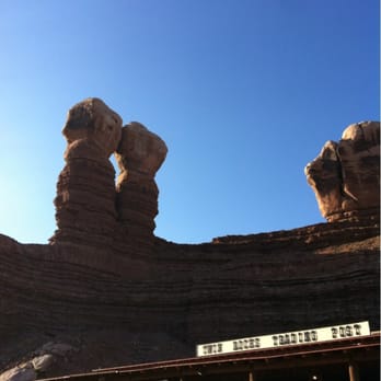 Twin Rocks Cafe - Nice rocks and great food! - Cafes Near Me - Bluff, Utah Twin Rocks Cafe - Nice rocks and great food! - Cafes Near Me - Bluff, Utah
