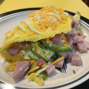 AP Catering and Destinations - Grilled Ham, Cheese & Avocado Omelette - Breakfast & Brunch Near Me - Paonia, Colorado AP Catering and Destinations - Grilled Ham, Cheese & Avocado Omelette - Breakfast & Brunch Near Me - Paonia, Colorado