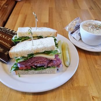 Nye Beach Cafe - Cafes Near Me - Newport, Oregon Nye Beach Cafe - Cafes Near Me - Newport, Oregon