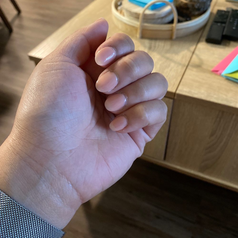 7 Nail Spa  - I asked her to cut off my cuticles, she just kept using her nail filer thing (EVEN AFTER I SAID IT HURT ) - Nail Salons Near Me - San Francisco, California