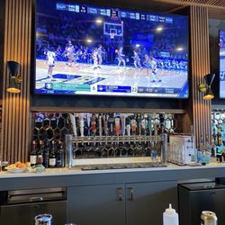 Rubino's Pizzeria - Great beers on tap