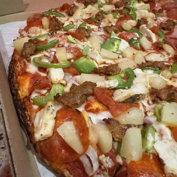 Bellagios Pizza - Half & Half Pizza (Extra Large) butcher block and Italian Chicken - Pizza Near Me - Gresham, Oregon Bellagios Pizza - Half & Half Pizza (Extra Large) butcher block and Italian Chicken - Pizza Near Me - Gresham, Oregon