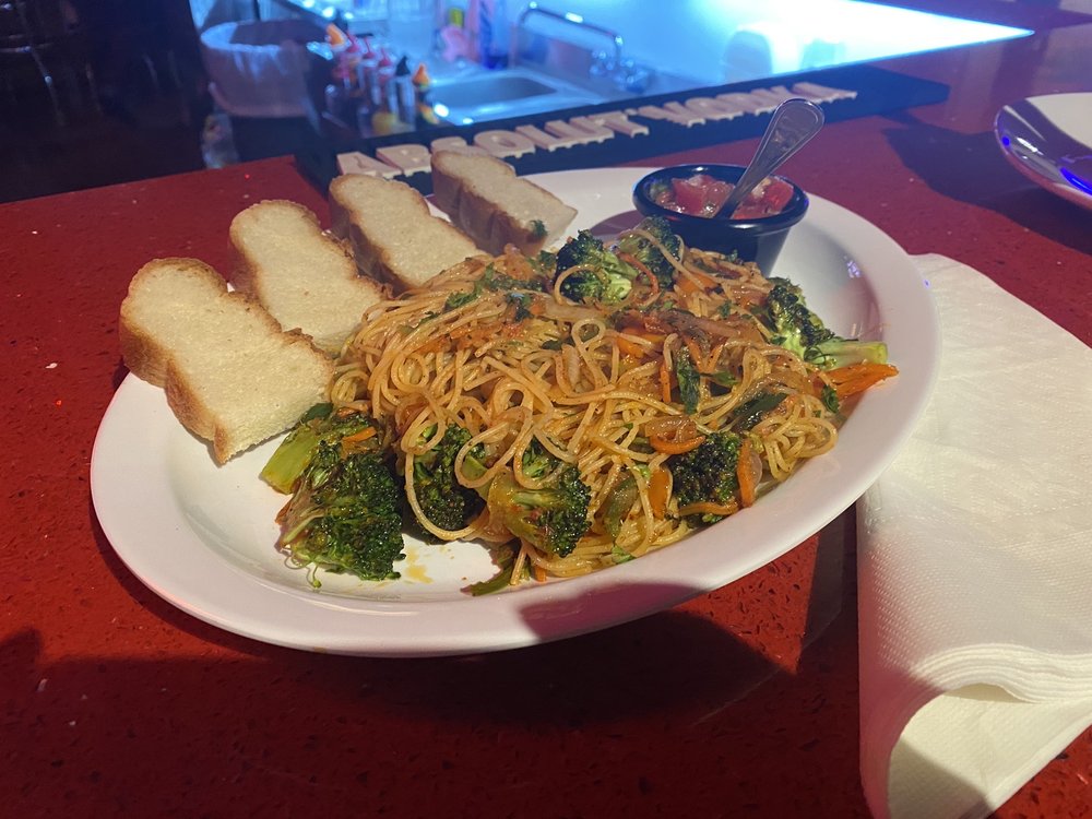 SAFARI LOUNGE & ETHIOPIAN CUISINE Updated November 2024 11 Photos